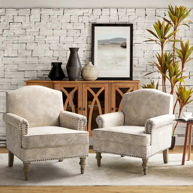 Fauteuil de ferme clouté avec accoudoirs roulés