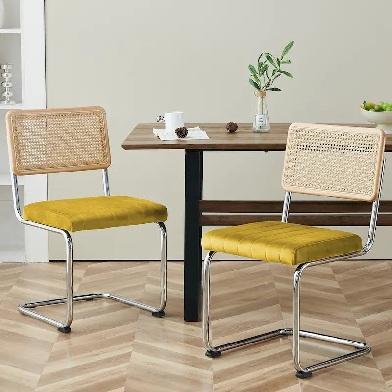 Chaises de salle à manger en rotin et velours