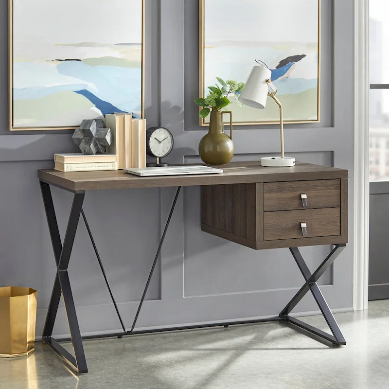 Bureau au design contemporain avec finition et base contrastées