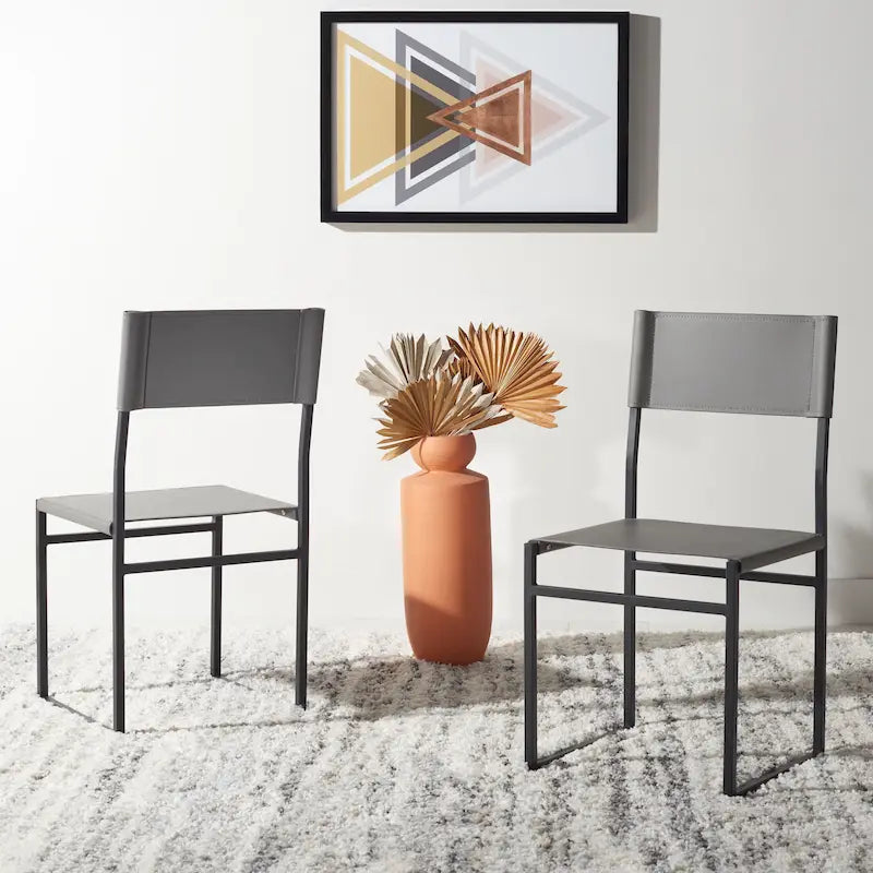 SAFAVIEH Daphne Dining Room Chair (Set of 2) - 18 W x 18.8 L x 35 H - 18Wx19Dx35H