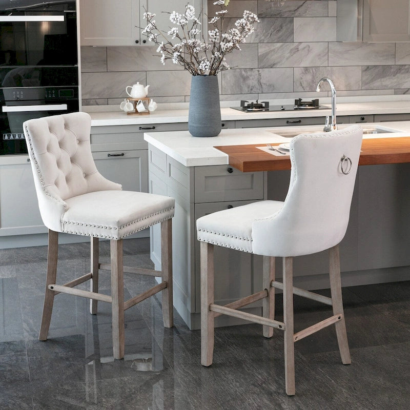 Tabourets de bar en velours avec capitonnage et pieds en bois