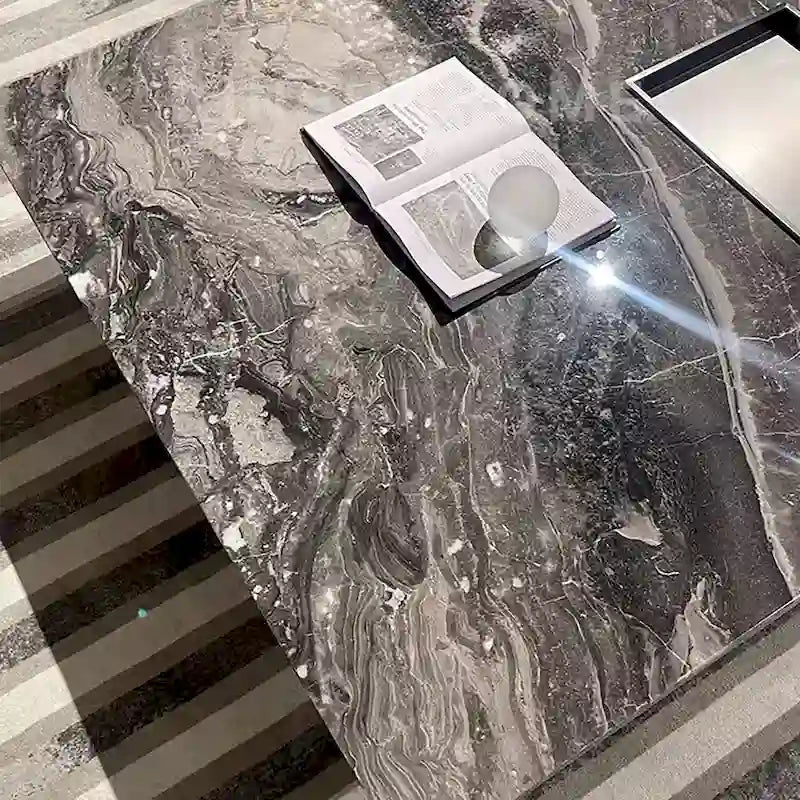 Table basse carrée moderne 42" en similicuir marbre, plateau en pierre frittée brillante
